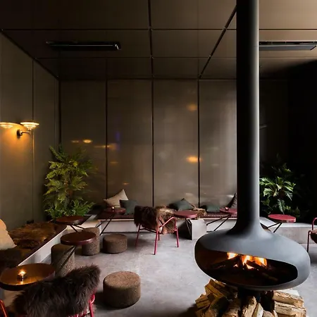 Hotel Yust